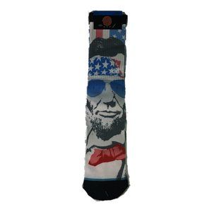 HYP 4TH OF JULY PRESIDENT ABRAHAM LINCOLN W/ FLAG